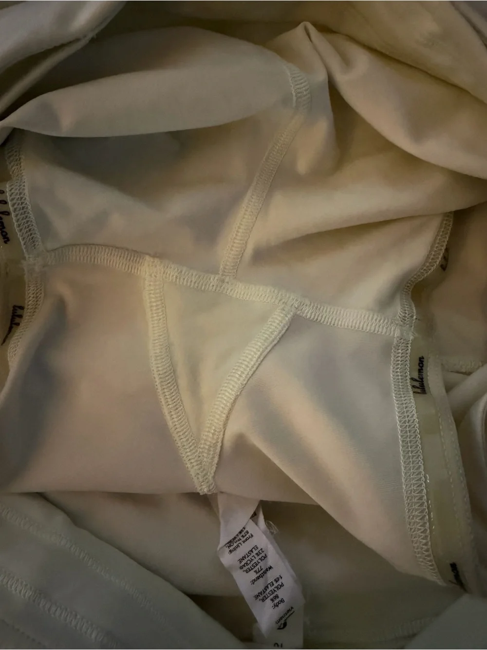 Lululemon Pace Rival Mid-rise Skirt in Lemon Sorbet